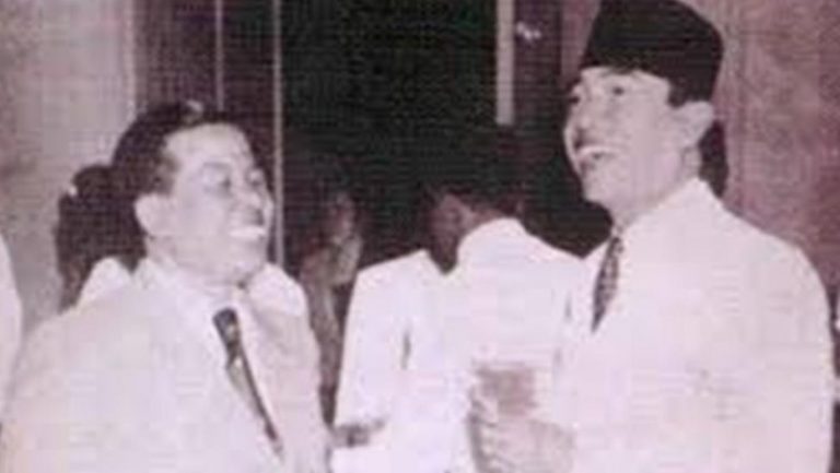 Presiden Republik Indonesia, Pada Tahun 1973, Mengukuhkan Djamaludin Malik Sebagai Pahlawan Nasional