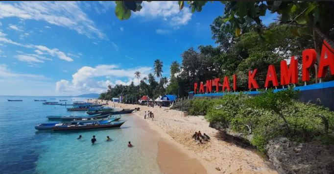 15 Tempat Sejarah Wisata Praha 15 Pantai Kampa