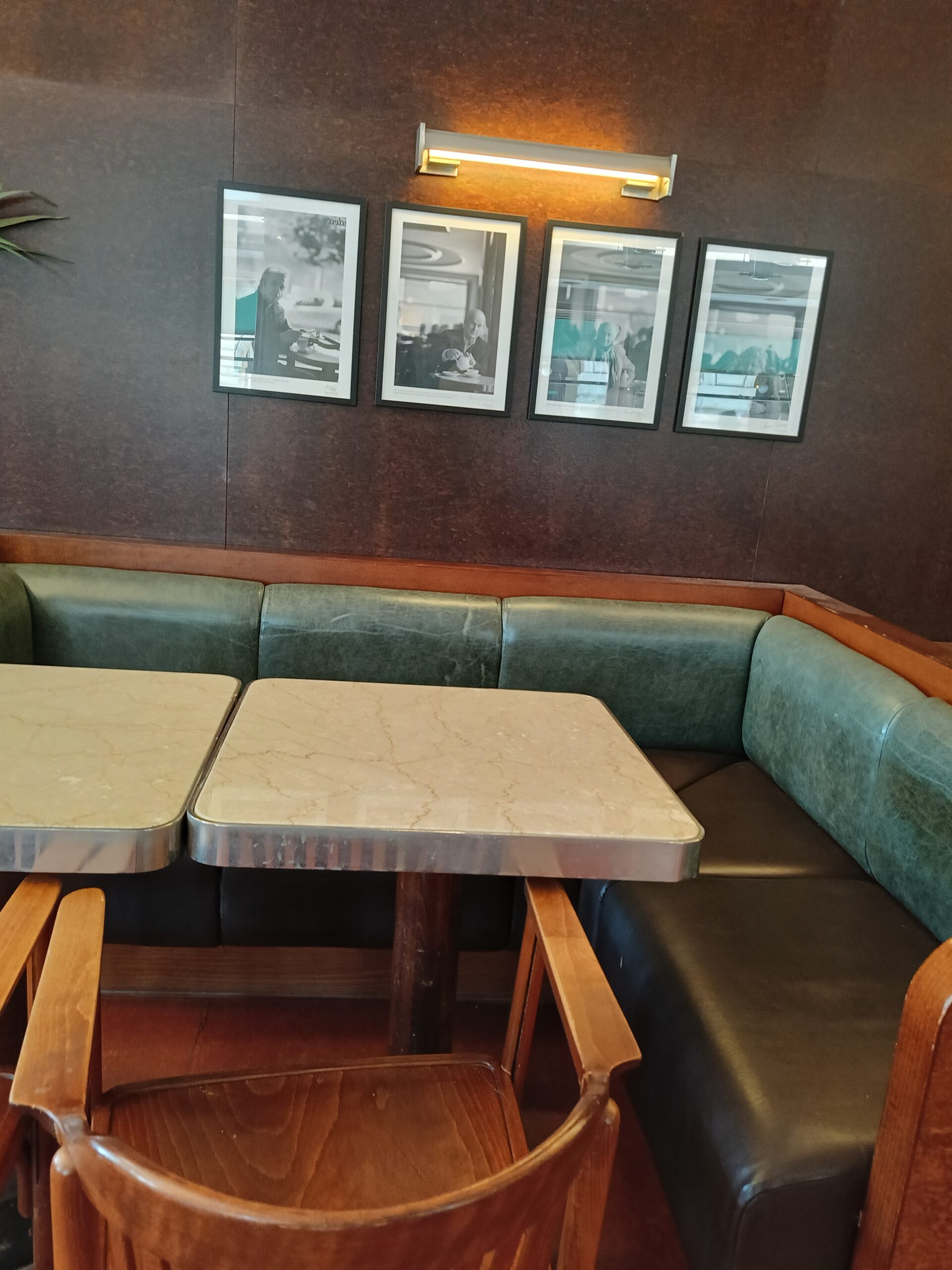 Cafe Slavia Prague Bersejarah 1 Img20260703172058 Scaled
